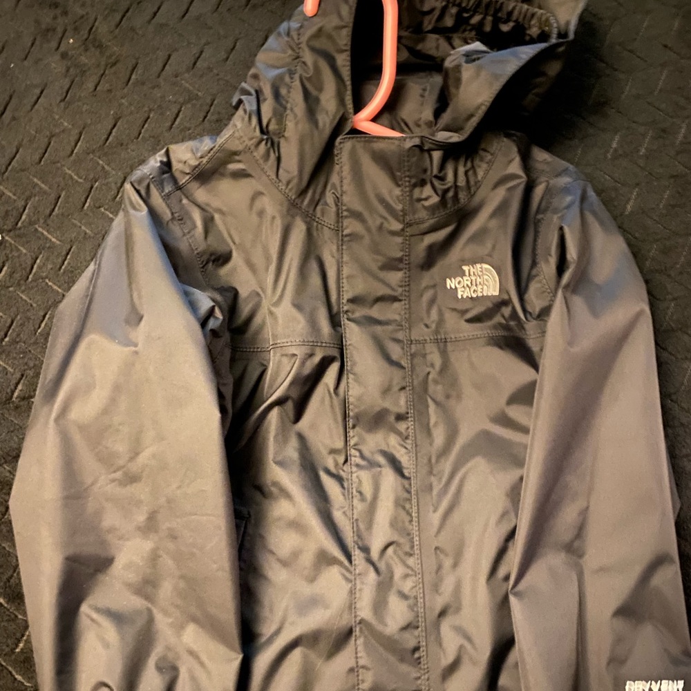 Black north face windbreaker